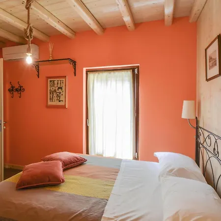 Holiday home Beautiful In With Sauna Verona